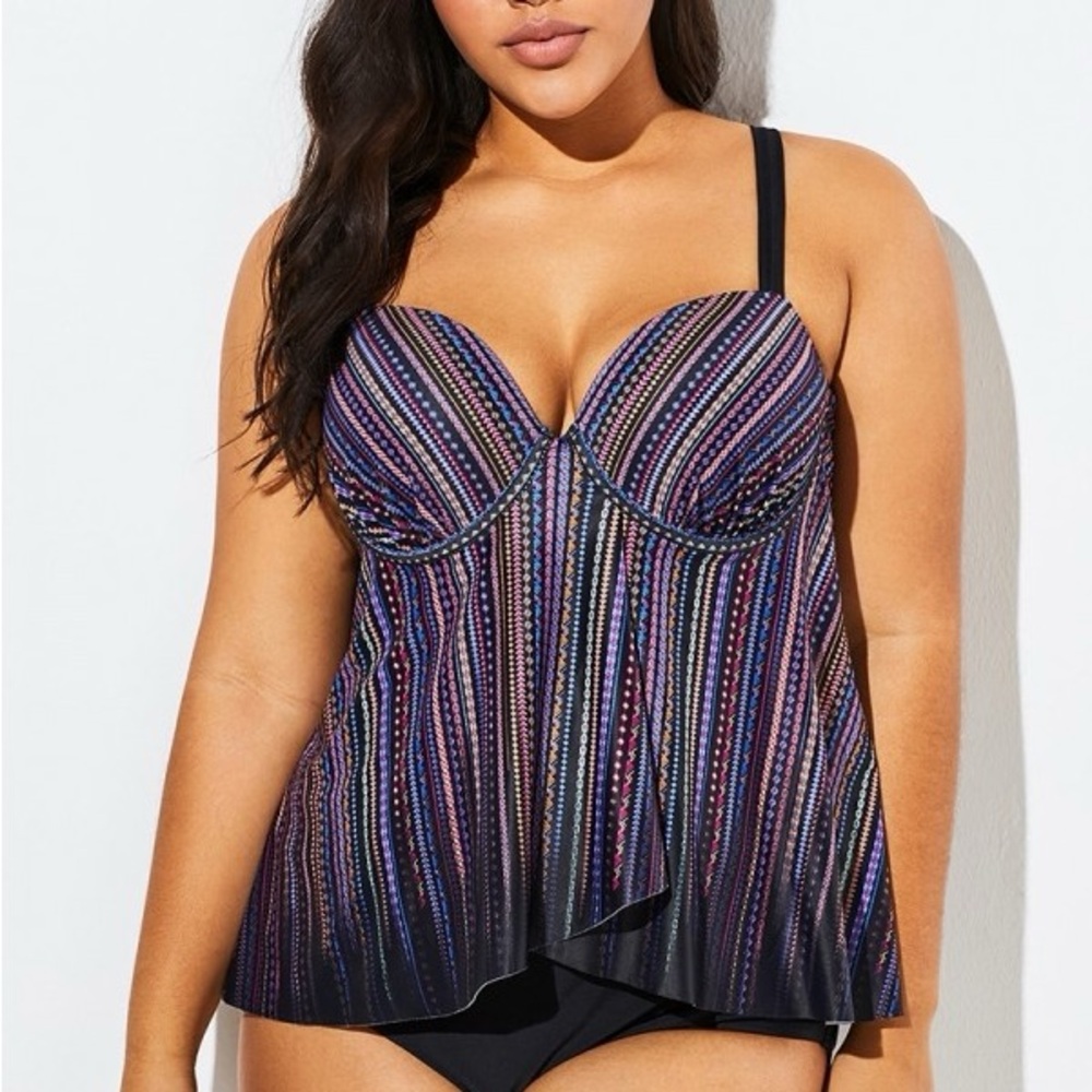 Stripe Flowy Sweetheart Neckline Underwire Tankini Set
